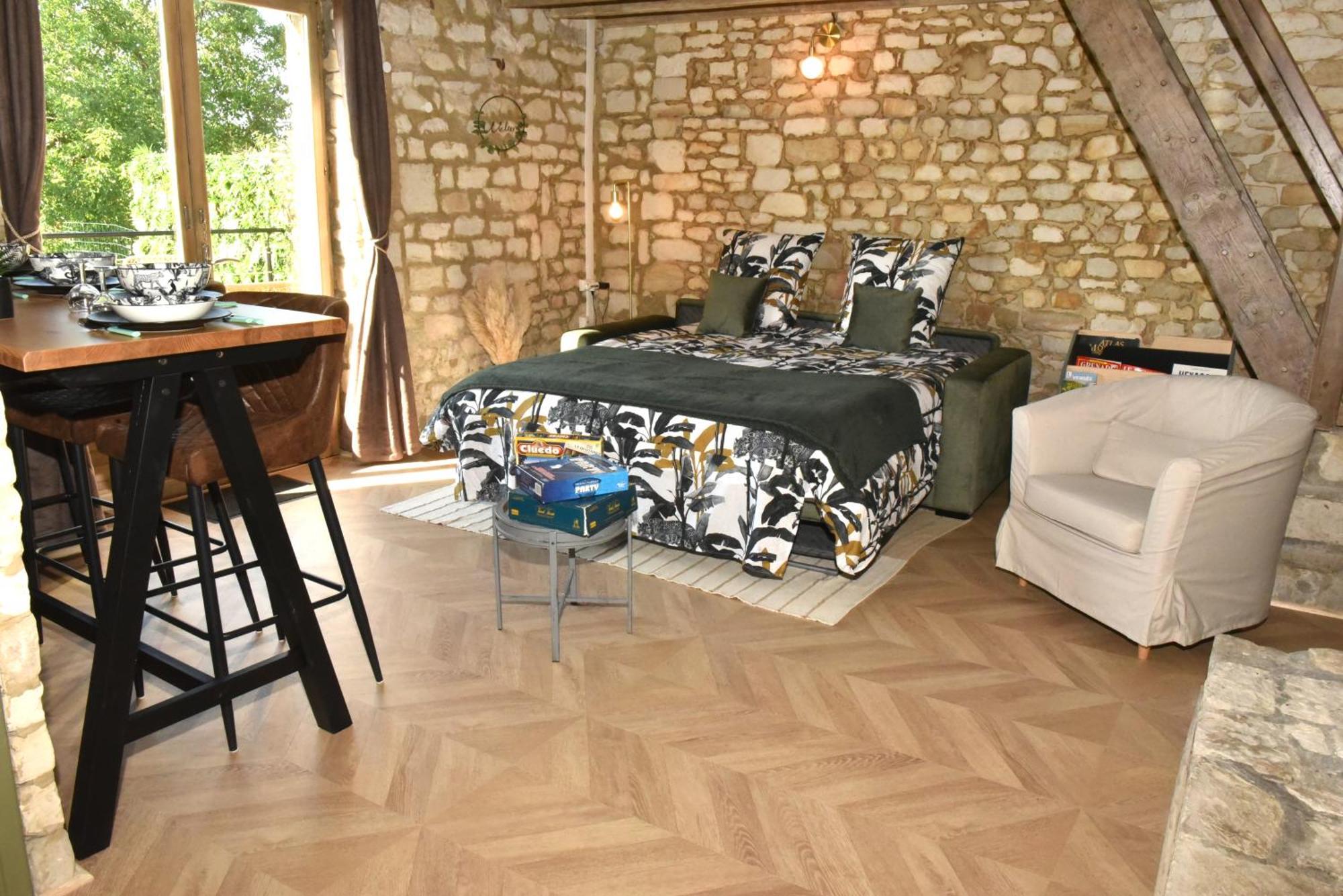 Maisonnette Du Bonheur - Vue Campagne - Baignoire Balneo 32 Jets - Lits Queen Size Vadencourt  Exterior foto